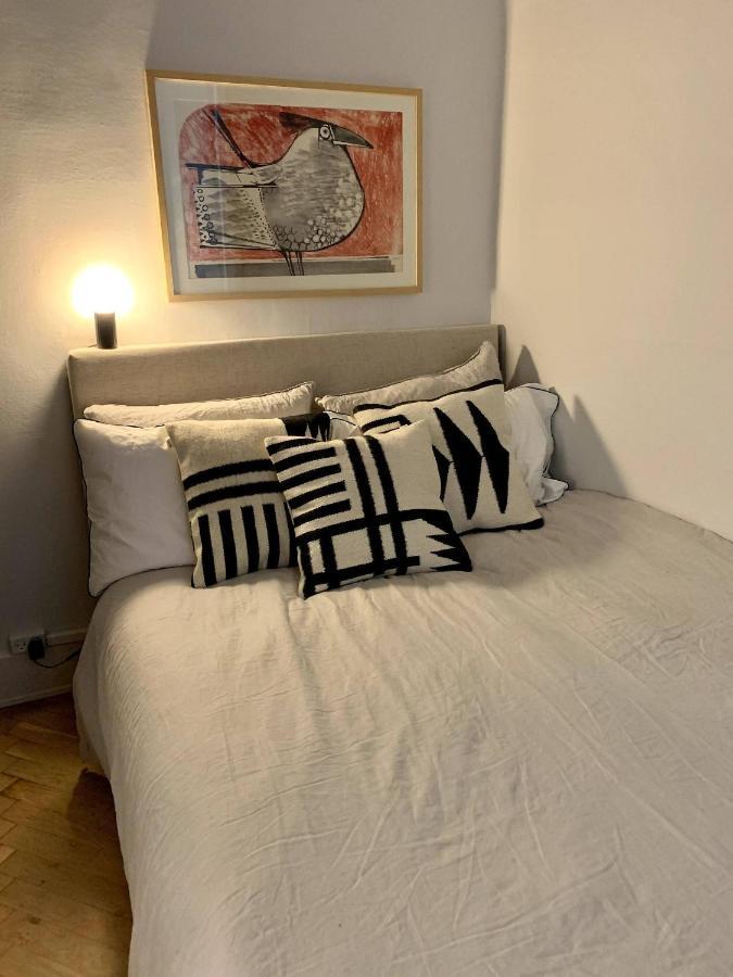 Christianshavn Canalside Luxury Apartment Copenhagen
